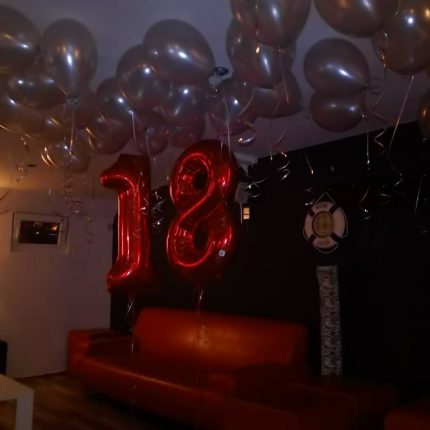 srebrni baloni za 18 rodjendan