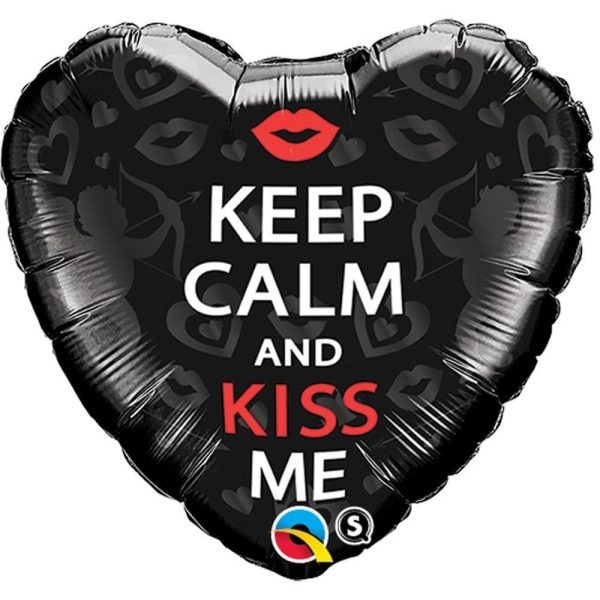 keep calm and kiss me