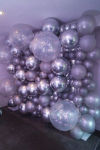 srebrni-zid-baloni